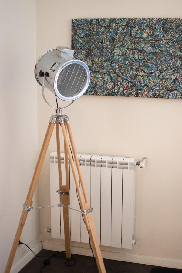 Divonne - Loft Cosy Avec Jardin Partage Apartment Arles Bagian luar foto