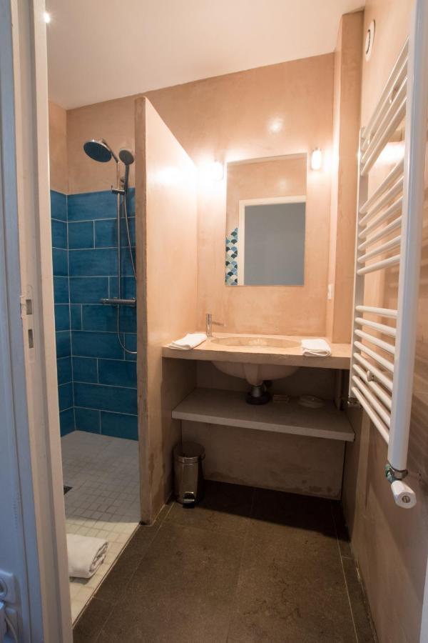 Divonne - Loft Cosy Avec Jardin Partage Apartment Arles Bagian luar foto