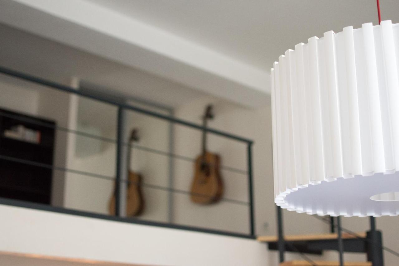 Divonne - Loft Cosy Avec Jardin Partage Apartment Arles Bagian luar foto