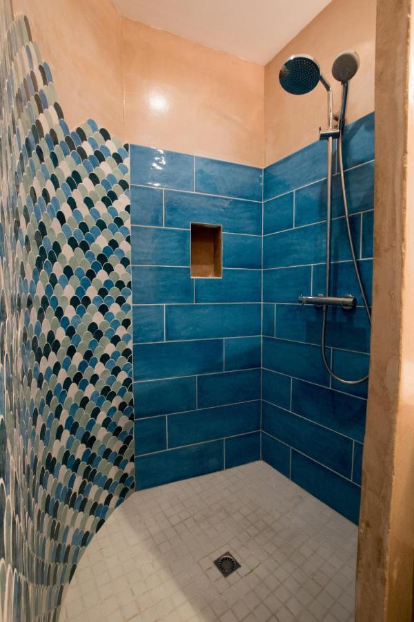 Divonne - Loft Cosy Avec Jardin Partage Apartment Arles Bagian luar foto